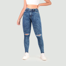 Cargar imagen en el visor de la galería, JEANS MUJER SKINNYTIRO ALTO REF 7072
